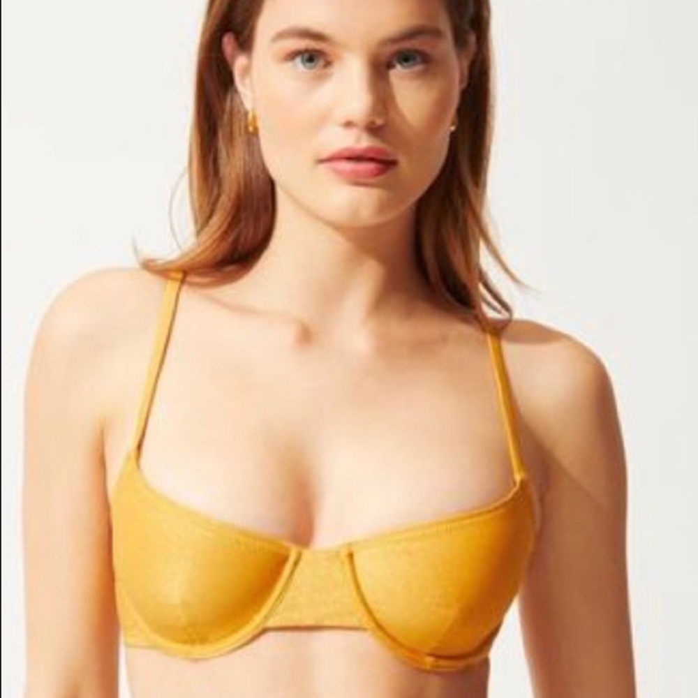 Solid & Striped Eva Bikini Top NWT
